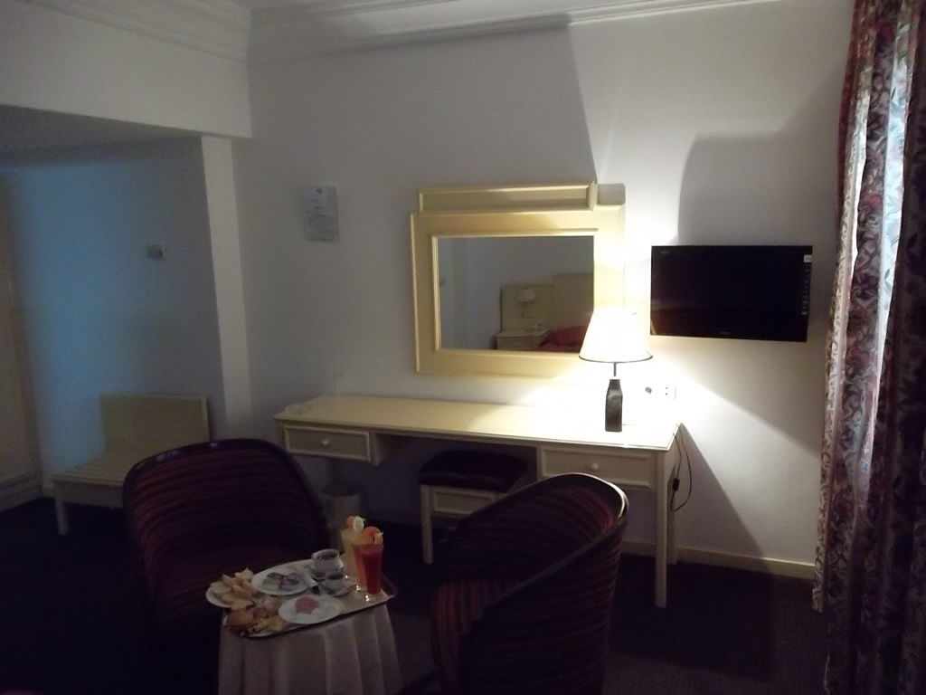 El Oumara Hotel Tunis Buitenkant foto